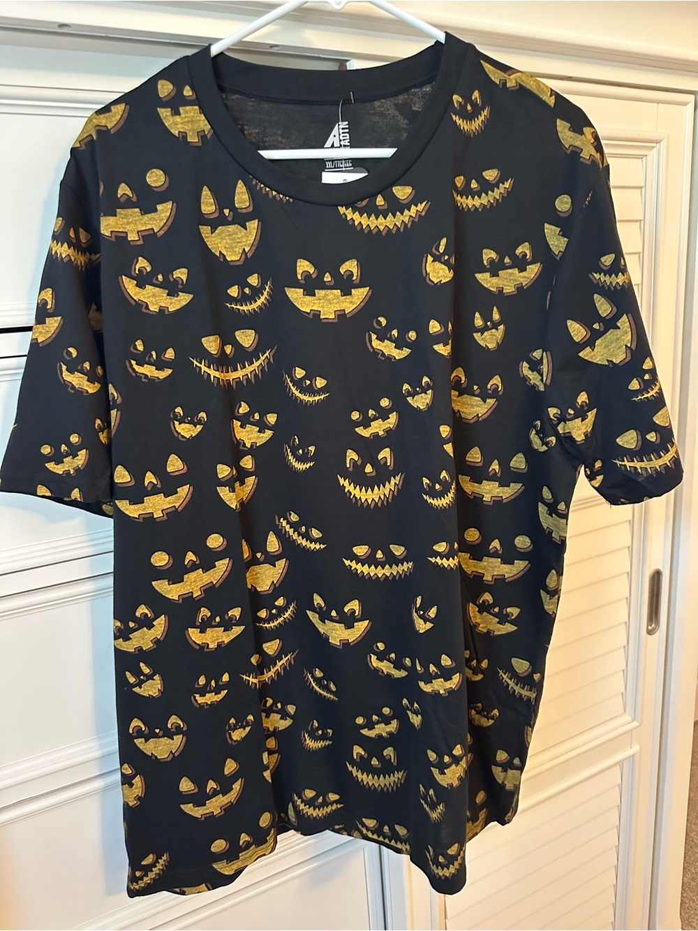Men’s Black Halloween Pumpkin Face T-Shirt size XXL NWT